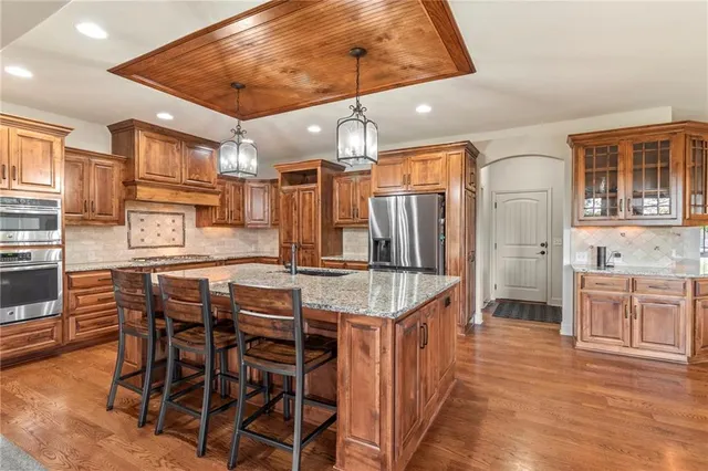 $900,000 | 11729 South Barth Road, Olathe, KS 66061