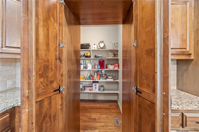 $900,000 | 11729 South Barth Road, Olathe, KS 66061