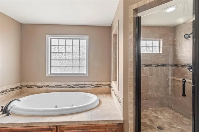 $900,000 | 11729 South Barth Road, Olathe, KS 66061