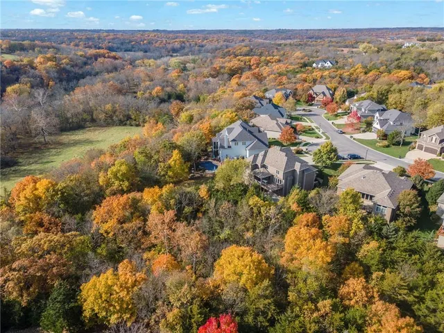 $900,000 | 11729 South Barth Road, Olathe, KS 66061