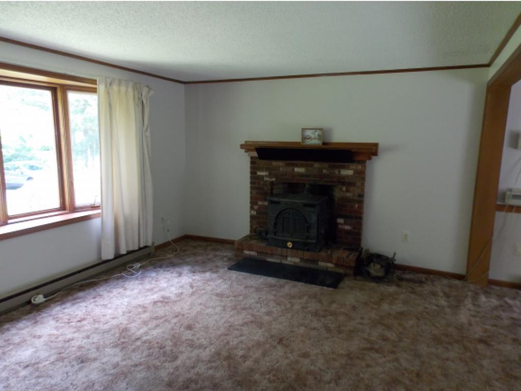 87 Athol Road Richmond, NH 03470 - Photo 4 of 19