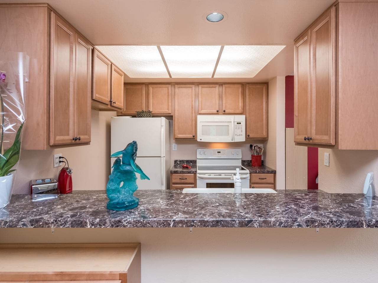 6009 Rancho Mission Road, Unit 110 San Diego, CA 92108 - Photo 11 of 25 Gallery Image 11