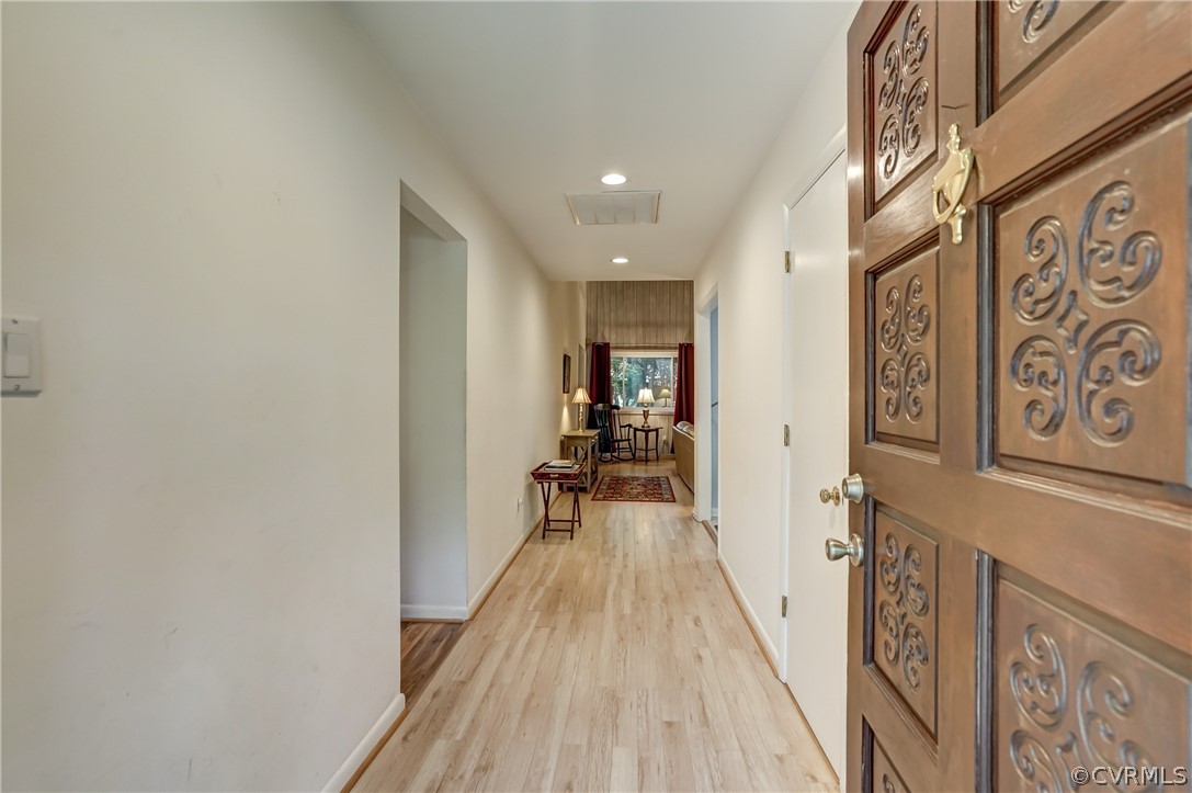 3116 Kenmore Road Richmond, VA 23225 - Photo 5 of 27 Gallery Image 5