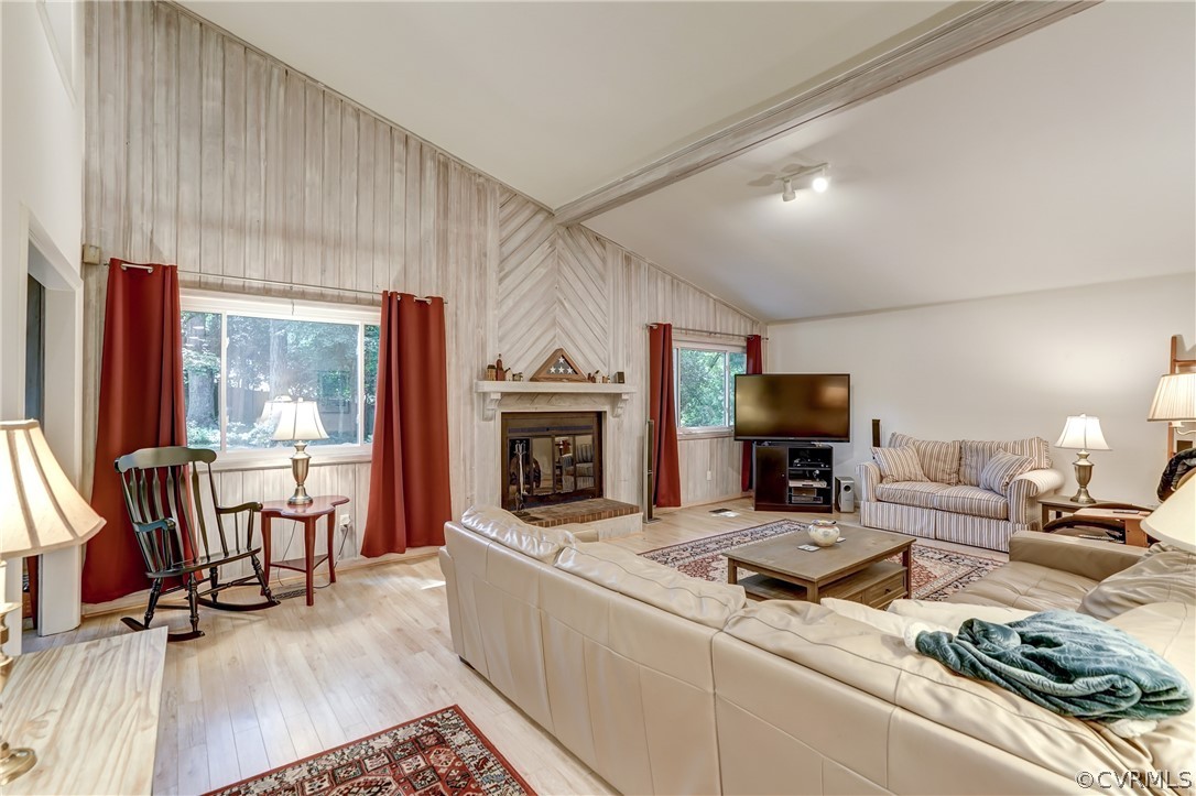 3116 Kenmore Road Richmond, VA 23225 - Photo 7 of 27 Gallery Image 7