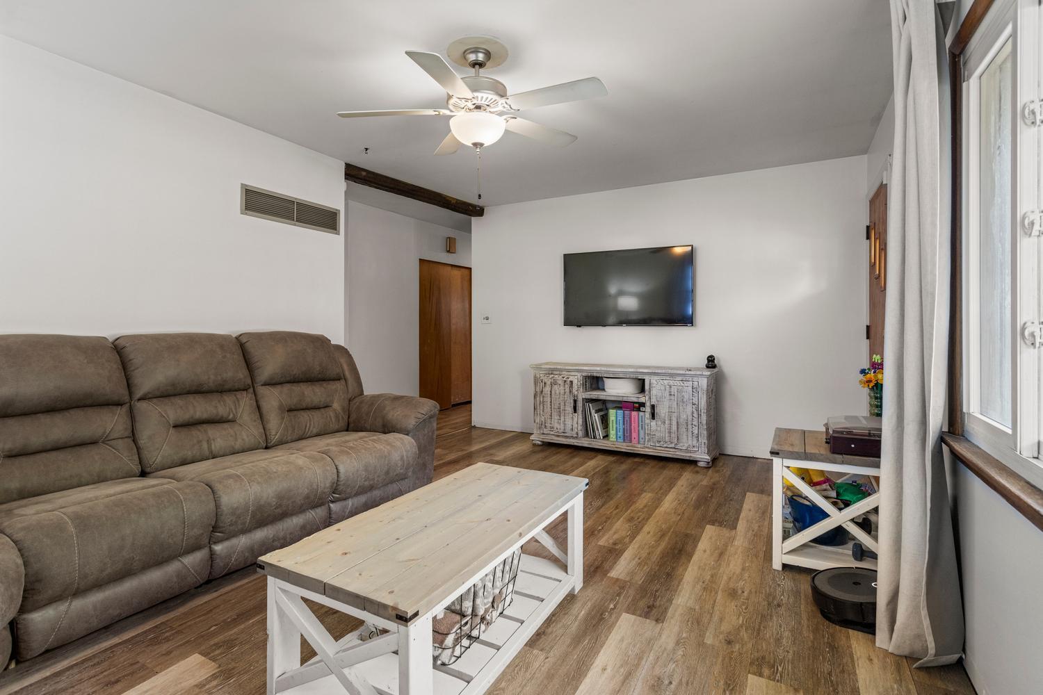 1306 Philo Road Urbana, IL 61802 - Photo 9 of 24