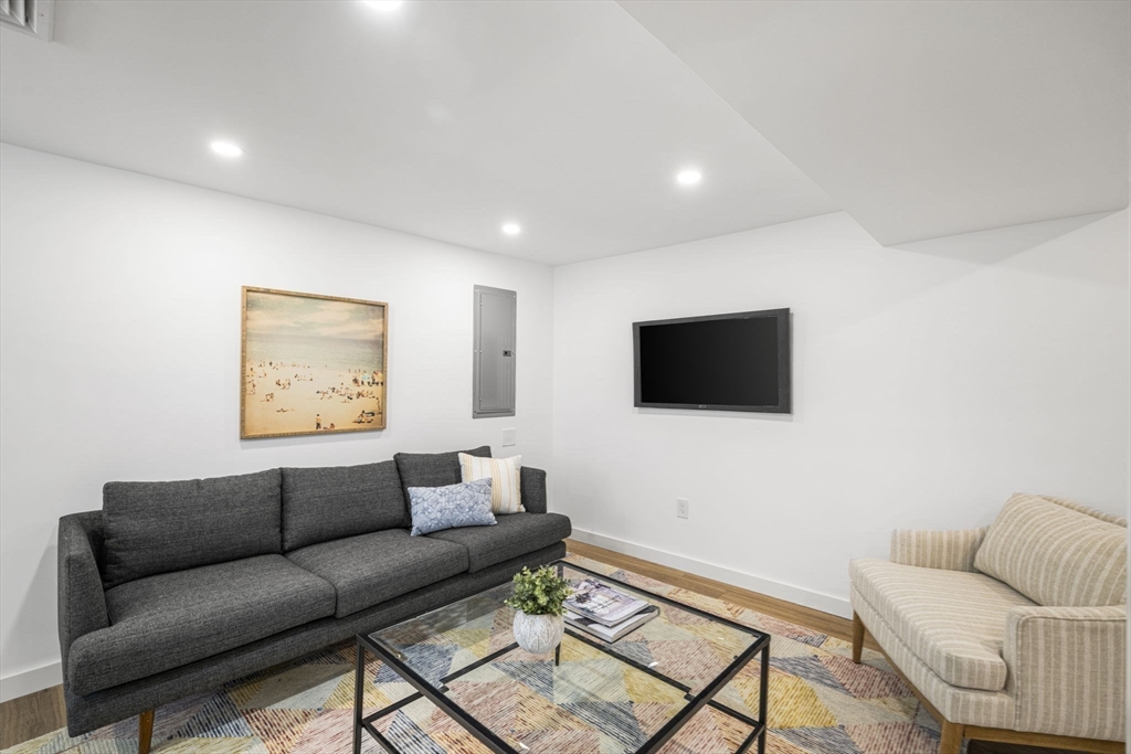 70 Dow Avenue Arlington, MA 02476 - Photo 19 of 26