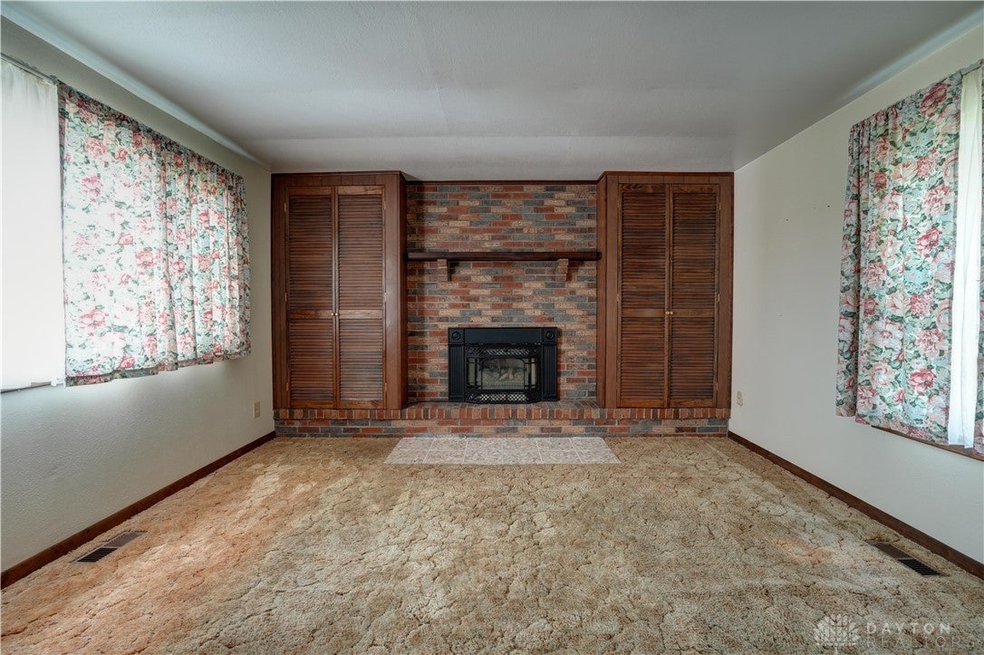 8150 Snake Road Dayton, OH 45426 - Photo 30 of 48 Gallery Image 30