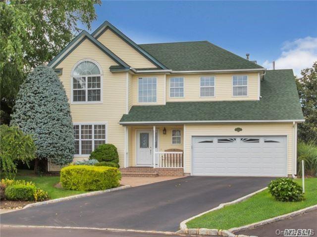 147 Raspberry Court Melville, NY 11747 - Photo 1 of 1 Gallery Image 1