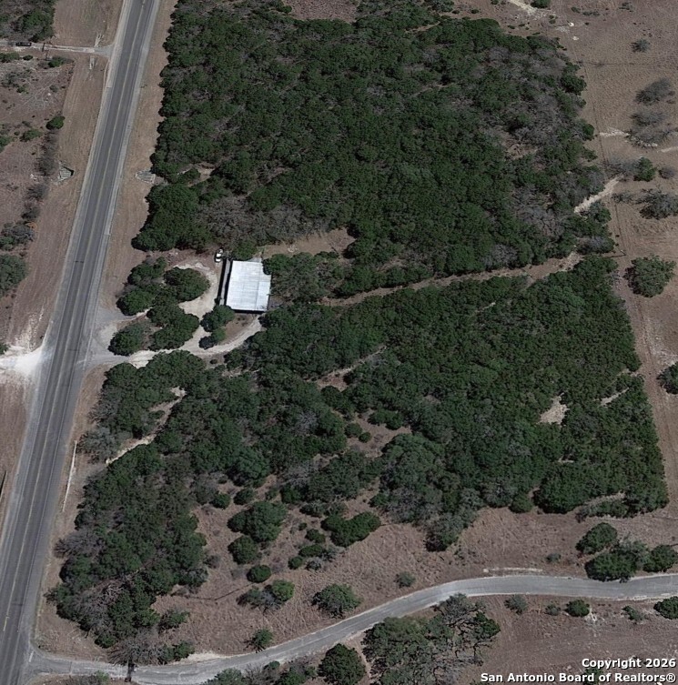 7321 Highway 173 Bandera, TX 78003 - Photo 19 of 28 a view of a yard