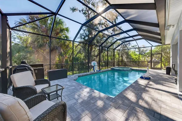 $1,150,000 | 8111 Santa Rosa Court, Sarasota, FL 34243