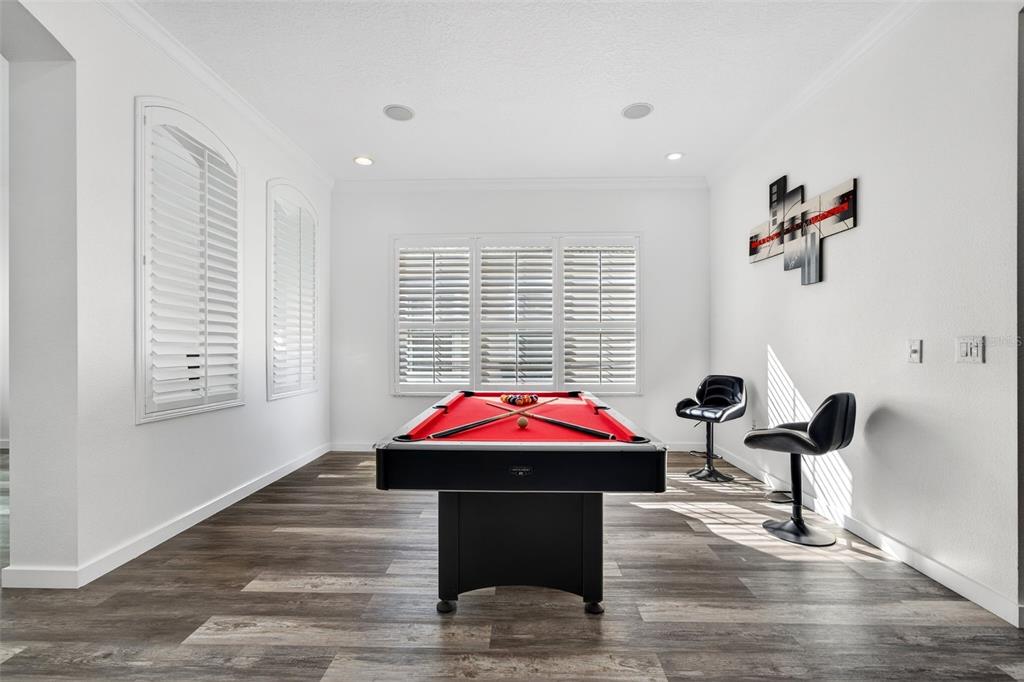 8111 Santa Rosa Court Sarasota, FL 34243 - Photo 26 of 95