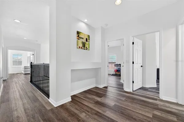 $1,150,000 | 8111 Santa Rosa Court, Sarasota, FL 34243