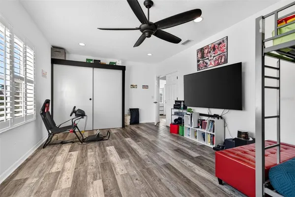 $1,150,000 | 8111 Santa Rosa Court, Sarasota, FL 34243