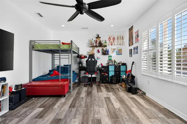 $1,150,000 | 8111 Santa Rosa Court, Sarasota, FL 34243