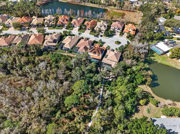 $1,150,000 | 8111 Santa Rosa Court, Sarasota, FL 34243