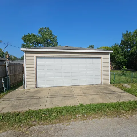 $112,000 | 14237 Minerva Avenue, Dolton, IL 60419