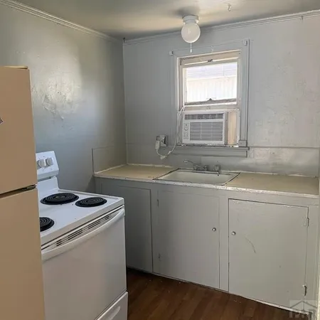 $1,150,000 | 2400 Lake Avenue, Pueblo, CO 81004
