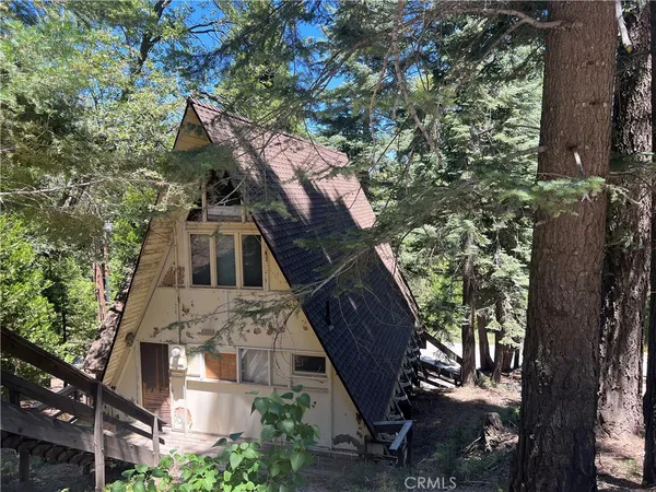 $225,000 | 841 Glen View Lane, Twin Peaks, CA 92391