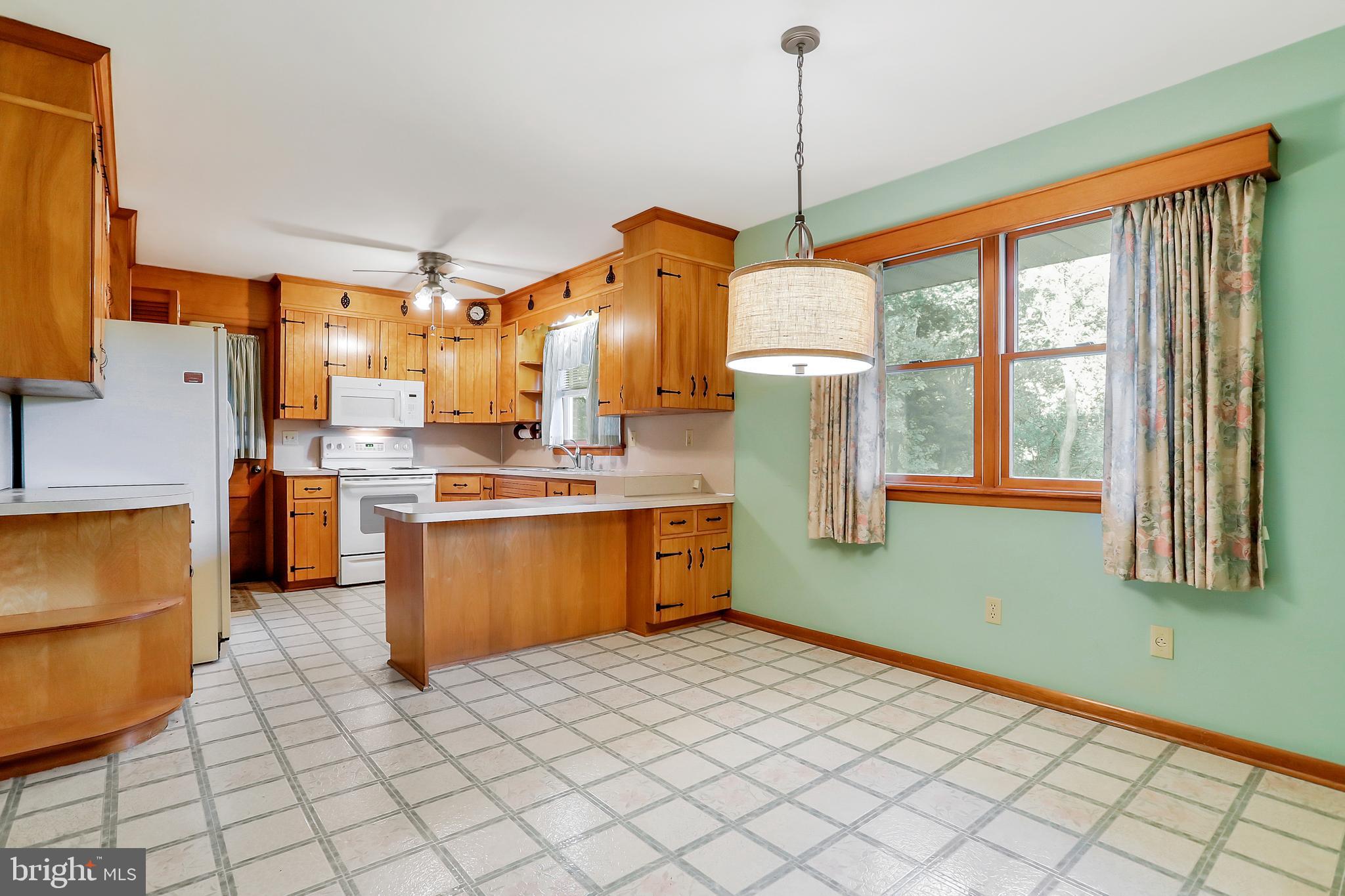 12516 Ashton Road Clear Spring, MD 21722 - Photo 11 of 33