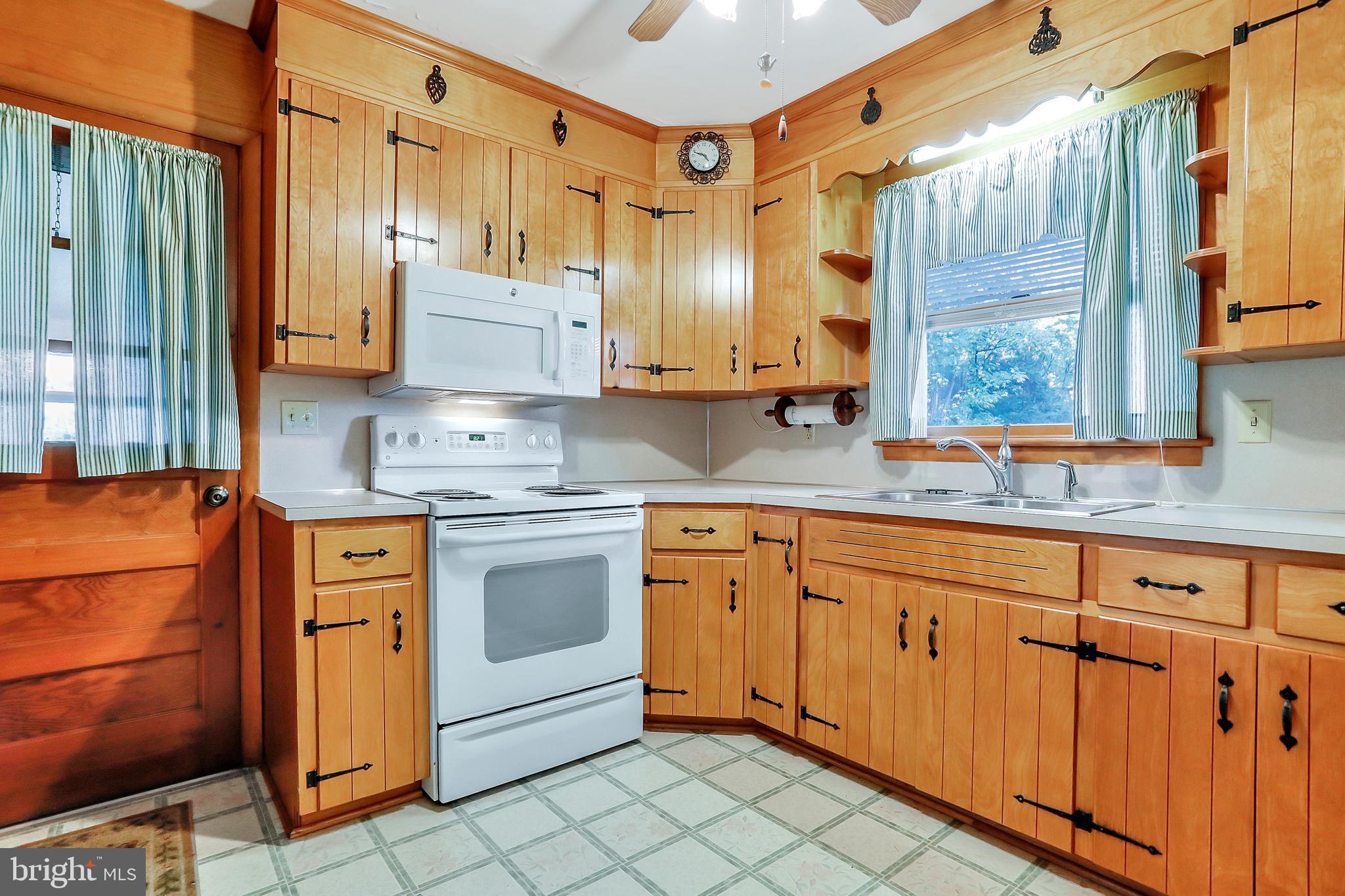 12516 Ashton Road Clear Spring, MD 21722 - Photo 10 of 33