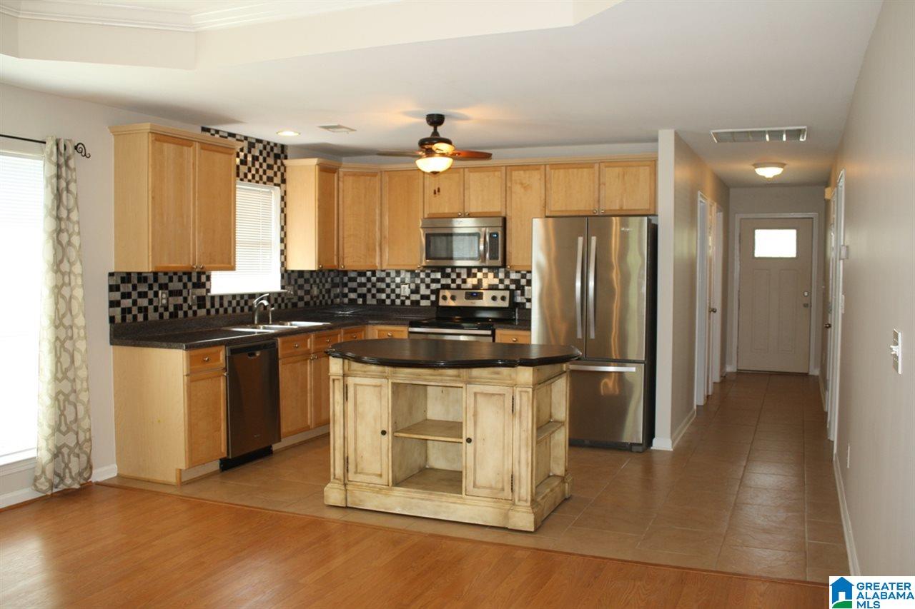 4088 Forest Lakes Road Sterrett, AL 35147 - Photo 10 of 36