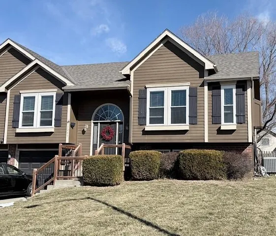 $375,000 | 11243 North Madison Avenue, Kansas City, MO 64155