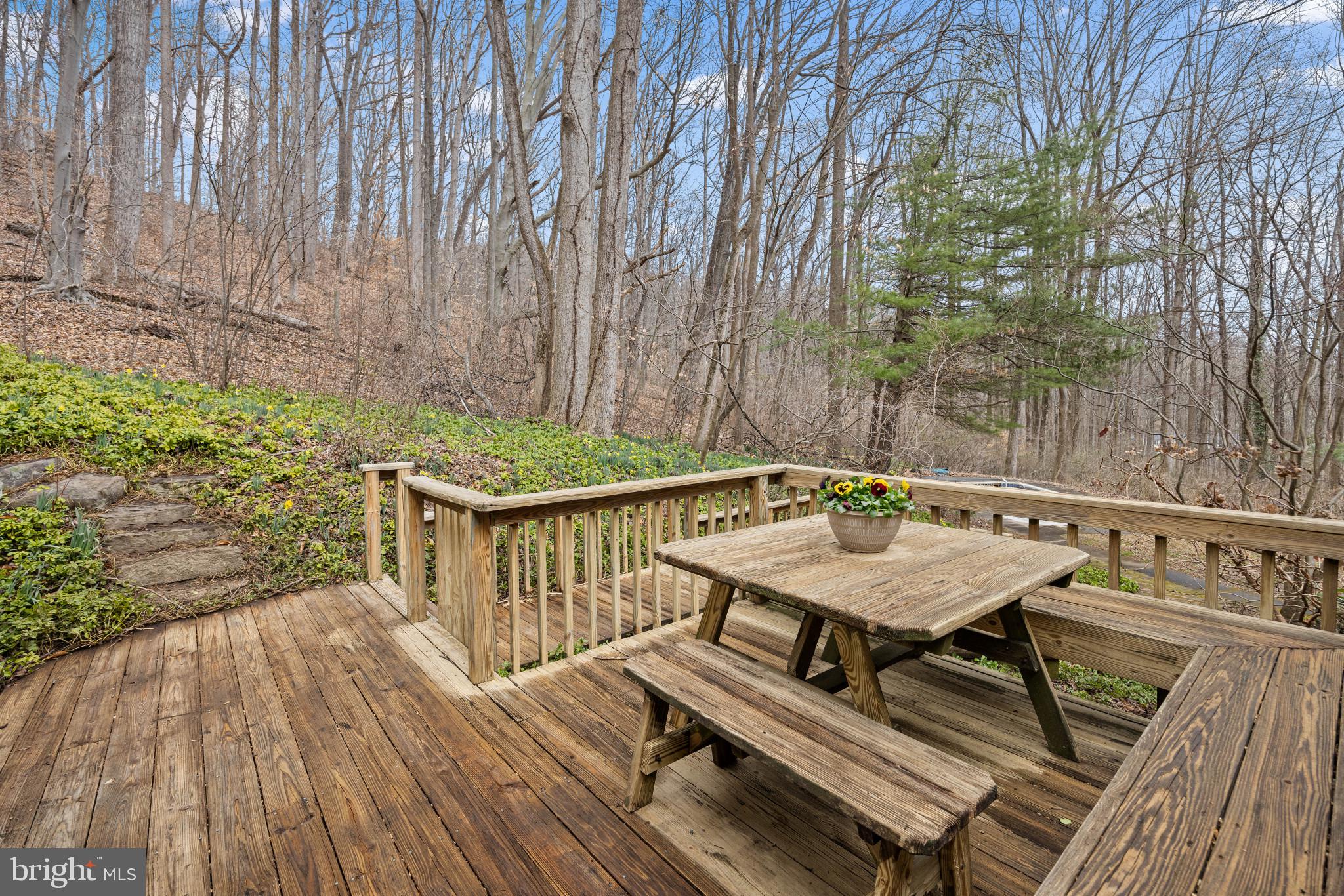 13413 Bladon Road Phoenix, MD 21131 - Photo 54 of 66 Side deck with built-in seating & picnic table