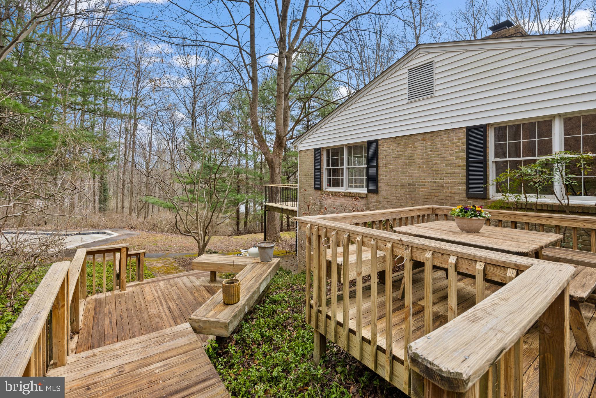 13413 Bladon Road Phoenix, MD 21131 - Photo 57 of 66 Private walkway to rear patio