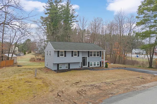 $499,900 | 9 Gamache Road, Derry, NH 03038