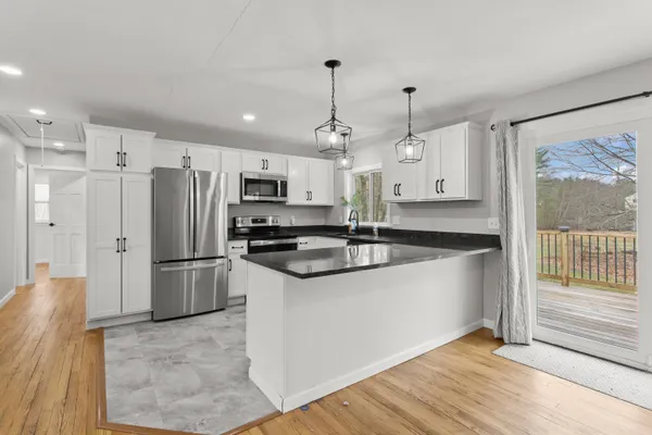 $499,900 | 9 Gamache Road, Derry, NH 03038