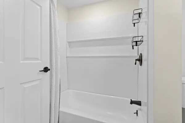 $499,900 | 9 Gamache Road, Derry, NH 03038