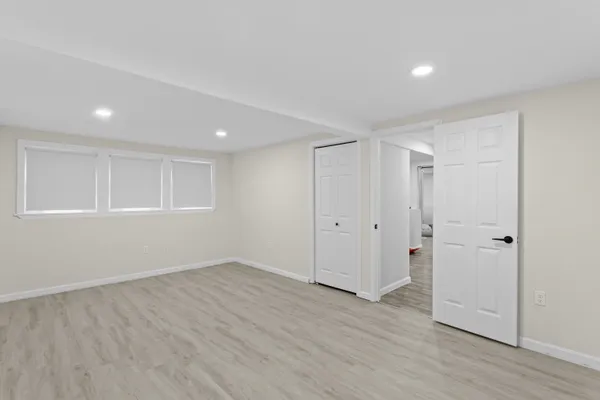 $499,900 | 9 Gamache Road, Derry, NH 03038