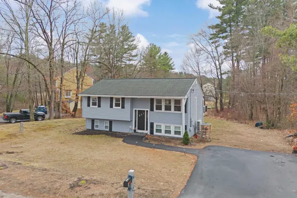 $499,900 | 9 Gamache Road, Derry, NH 03038