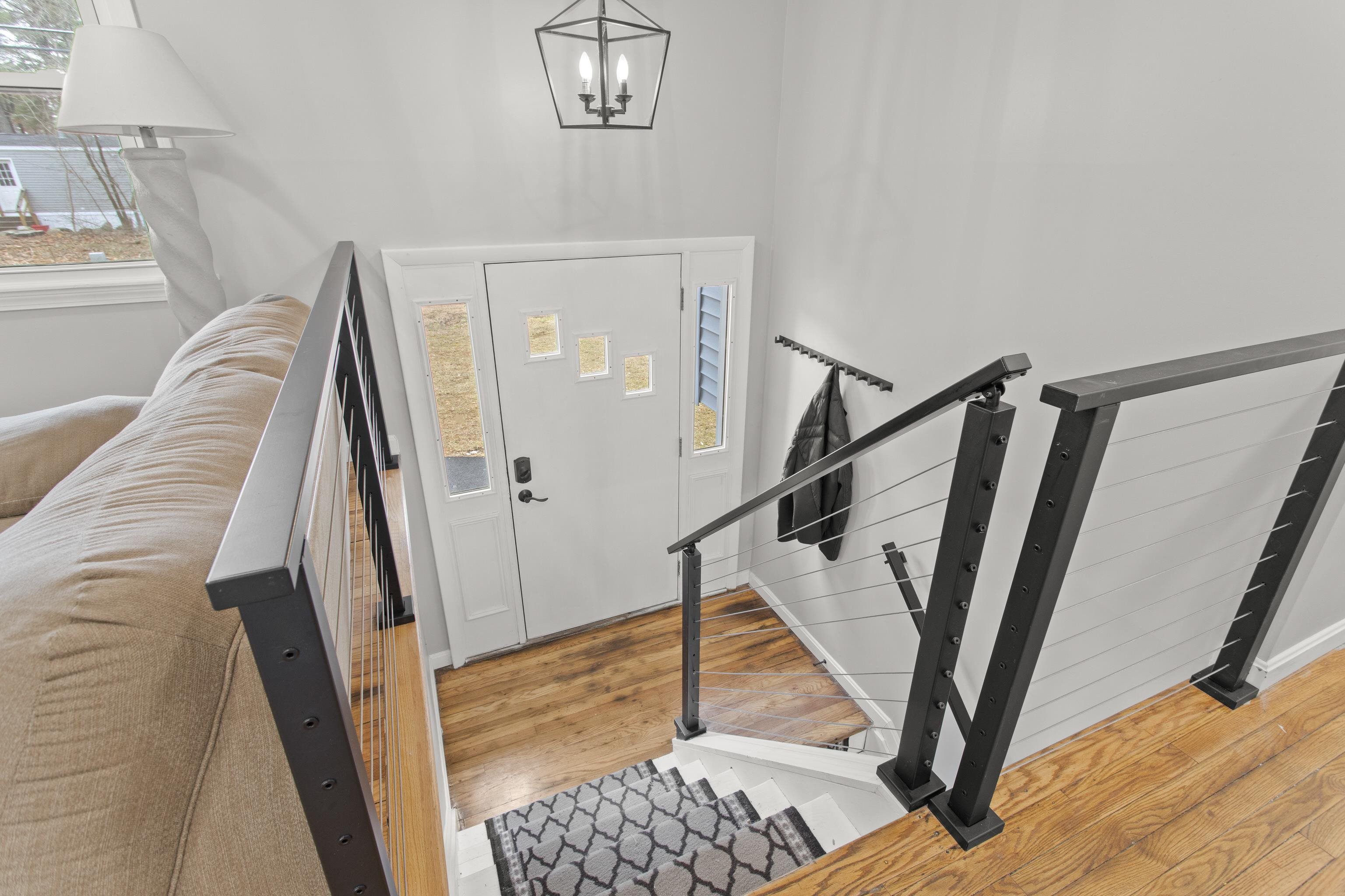 9 Gamache Road Derry, NH 03038 - Photo 5 of 32 Gallery Image 5