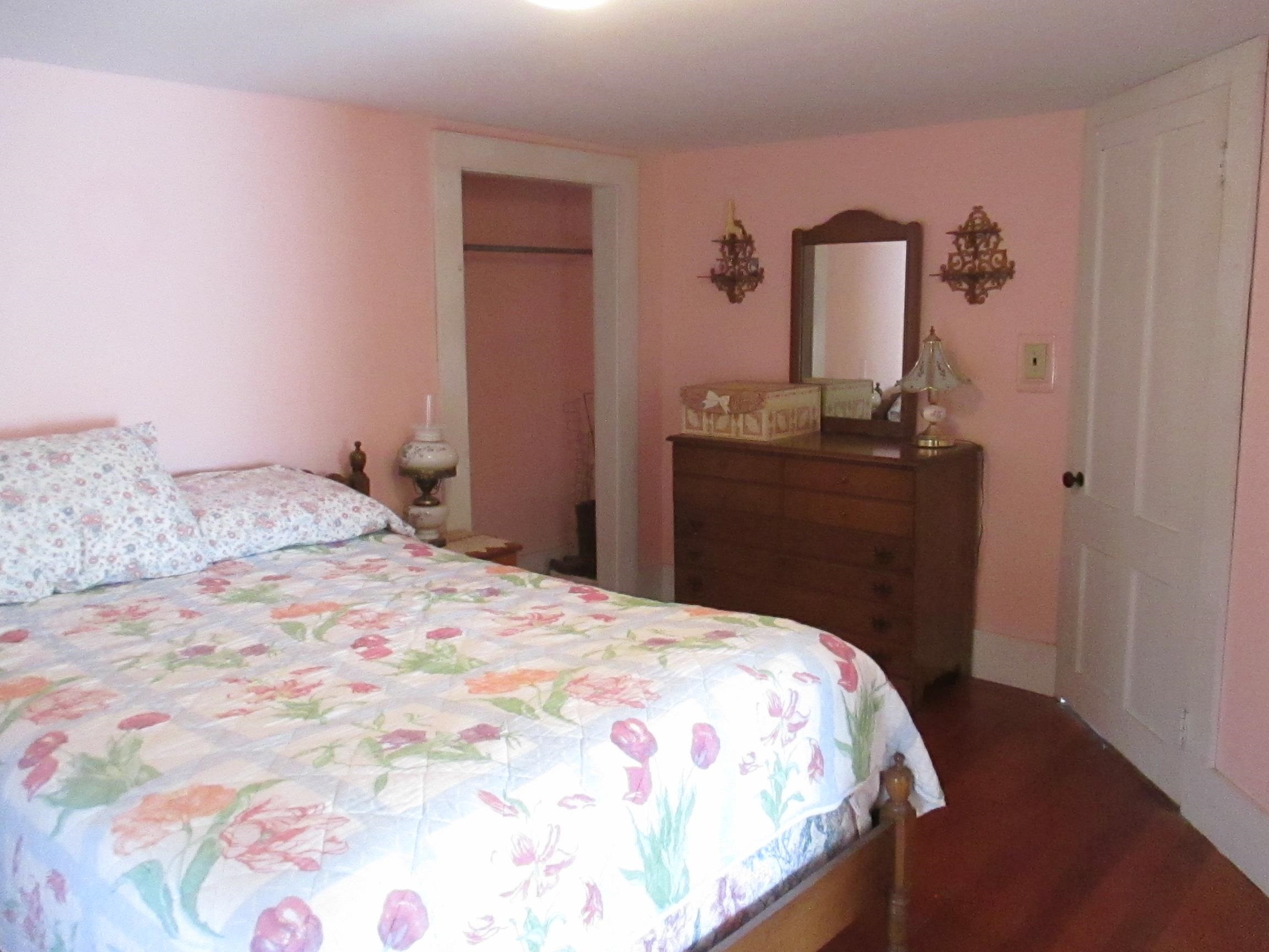 96 George Street Keene, NH 03431 - Photo 23 of 30