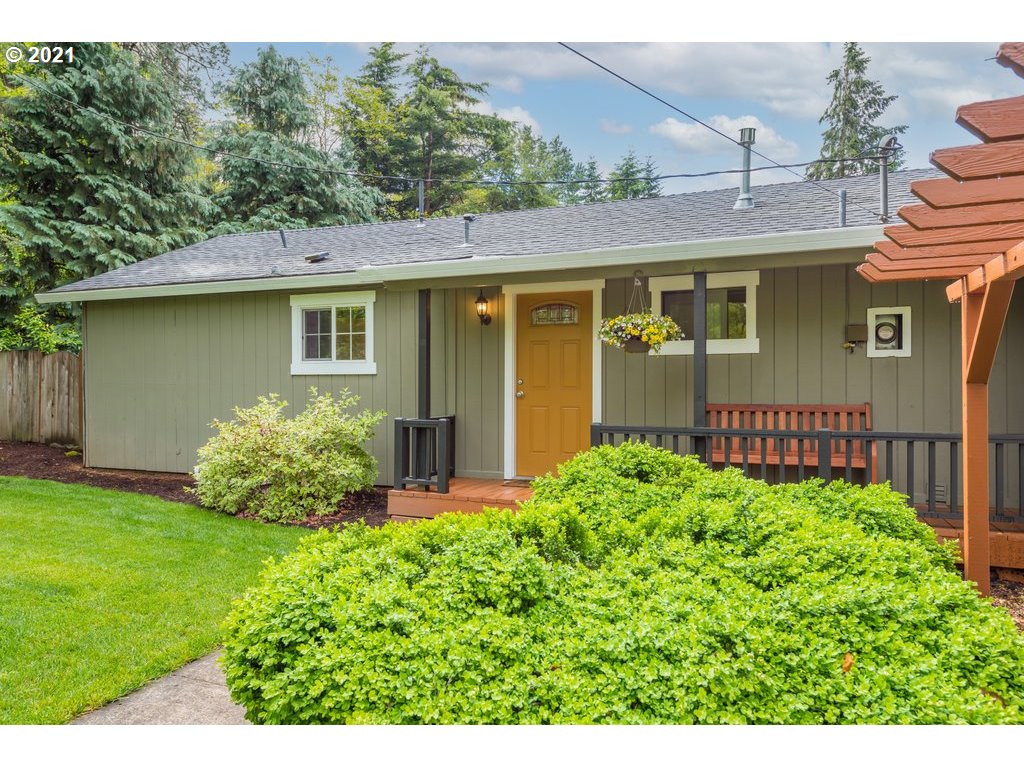 8330 Southwest Blake Street Tualatin, OR 97062 - Photo 2 of 32 Gallery Image 2