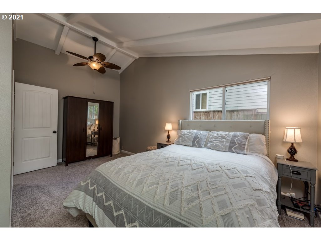 8330 Southwest Blake Street Tualatin, OR 97062 - Photo 21 of 32 Gallery Image 21