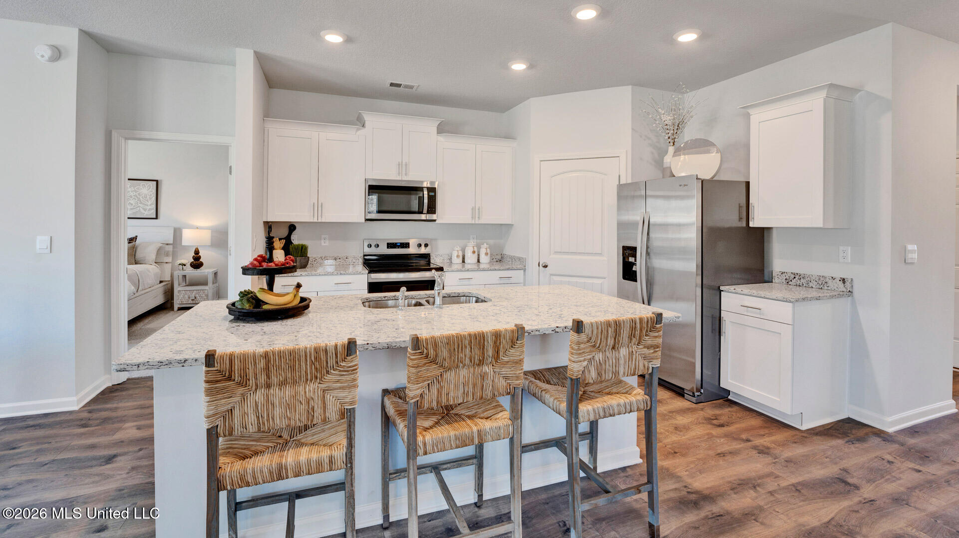 26 Powell Ridge Road Byhalia, MS 38611 - Photo 4 of 20 3_TN_Memphis_Bristol-Model_VP_Kitchen