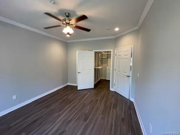 $2,795 | 310 Centre Court, Unit 310, Medford, NY 11763