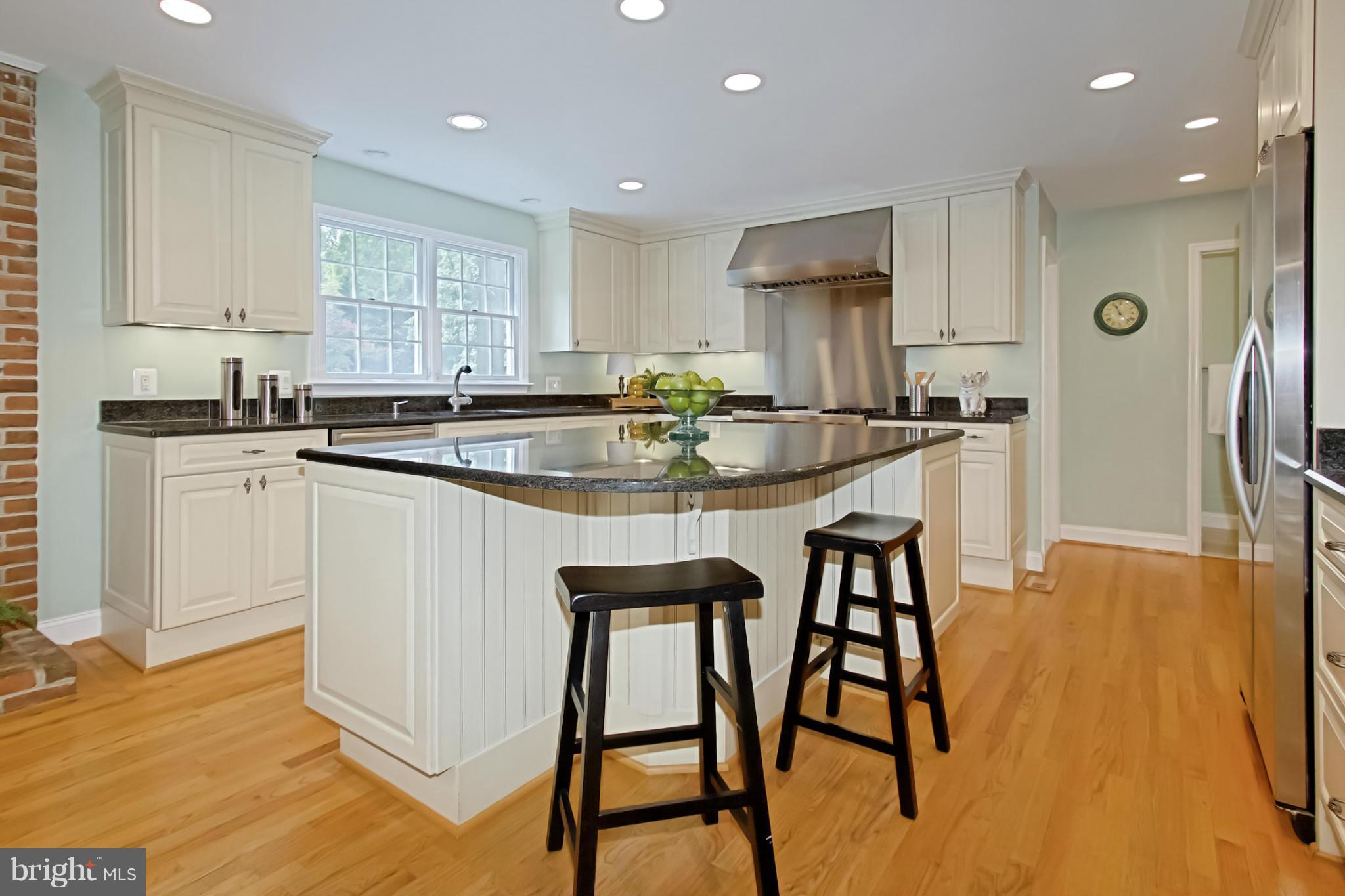 435 Utterback Store Road Great Falls, VA 22066 - Photo 9 of 30 Island with breakfast bar