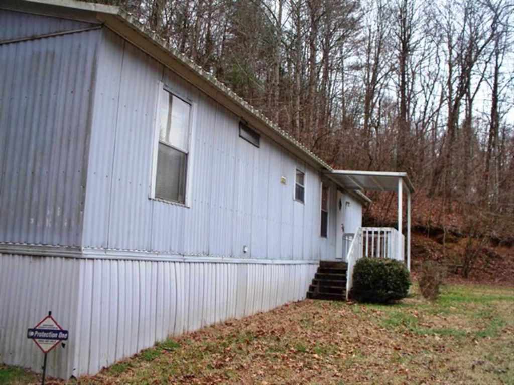 589 Parks Road Ellijay, GA 30540 - Photo 7 of 9 Gallery Image 7