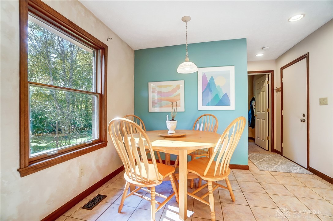 10110 Atchison Road Dayton, OH 45458 - Photo 21 of 87 Gallery Image 21