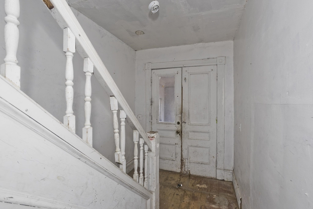 88 Marble Street Springfield, MA 01105 - Photo 14 of 27 Gallery Image 14