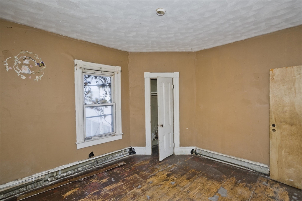 88 Marble Street Springfield, MA 01105 - Photo 22 of 27 Gallery Image 22