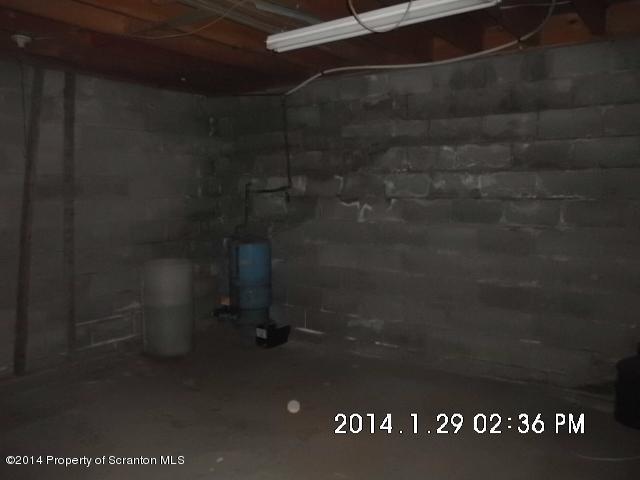 586 T R Williams Road Union Dale, PA 18470 - Photo 2 of 21 Gallery Image 2