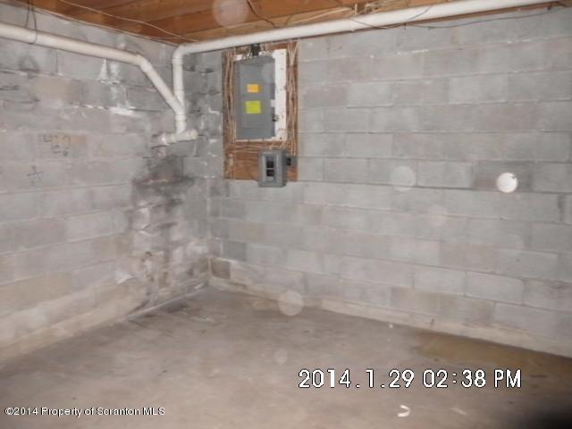 586 T R Williams Road Union Dale, PA 18470 - Photo 7 of 21 Gallery Image 7