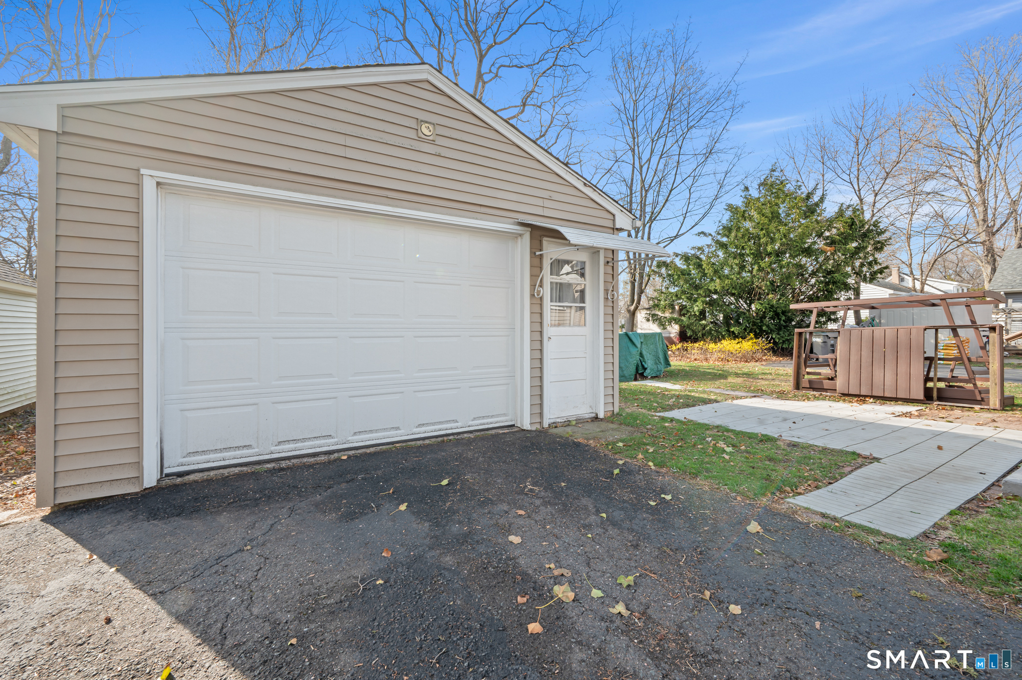 26 Doane Street Manchester, CT 06042 - Photo 24 of 25