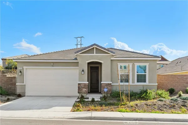 $3,100 | 41024 Chambord Drive, Lake Elsinore, CA 92532