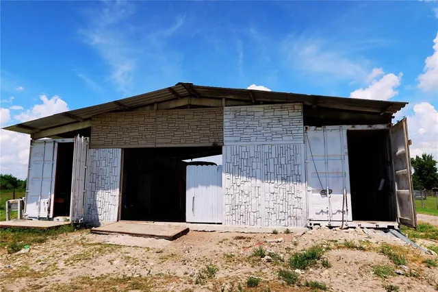 a view of a lake from a yard
