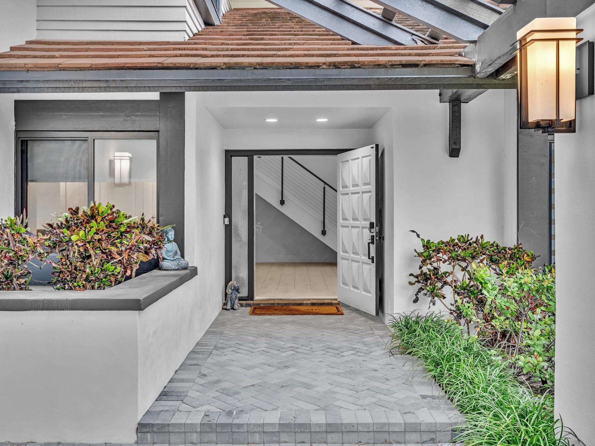 525 Sandpiper Way Boca Raton, FL 33431 - Photo 4 of 97 Photo 4